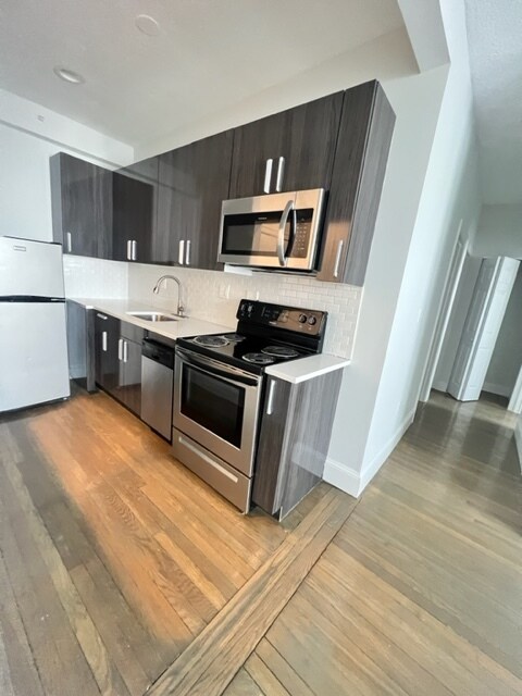 80 Peterborough St unit 4, Boston, MA 02215 - photo 3