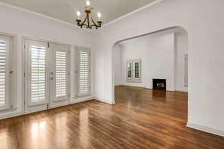 123 N La Jolla Ave, Los Angeles, CA 90048