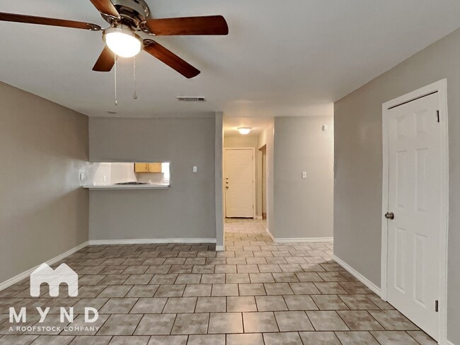 1701 Cardinal Dr, Ennis, TX 75119 - photo 2