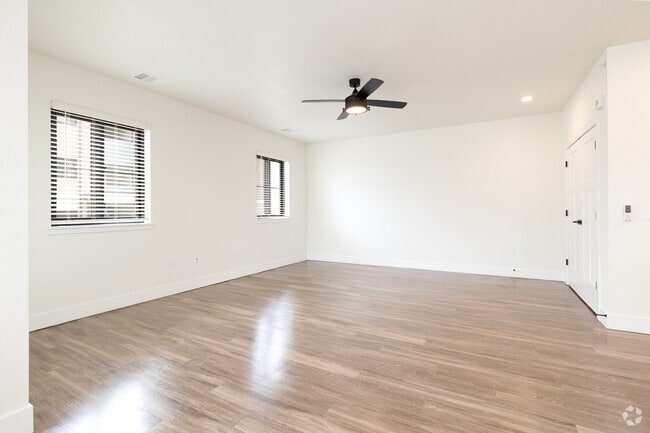 Solace at Cimarron Hills Apartments, Colorado Springs, CO 80915 - photo 3