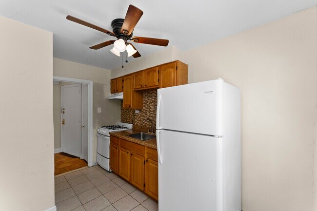 2314 76th Ave unit 2, Philadelphia, PA 19150 - photo 5
