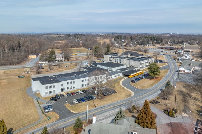 Cornwall Elementary School has 534 students in grades K-5.