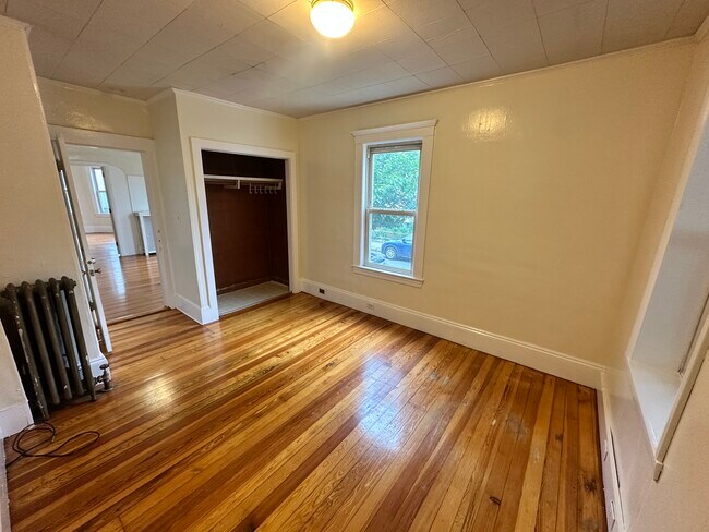 69 Conwell Ave unit 1, Somerville, MA 02144 - photo 4