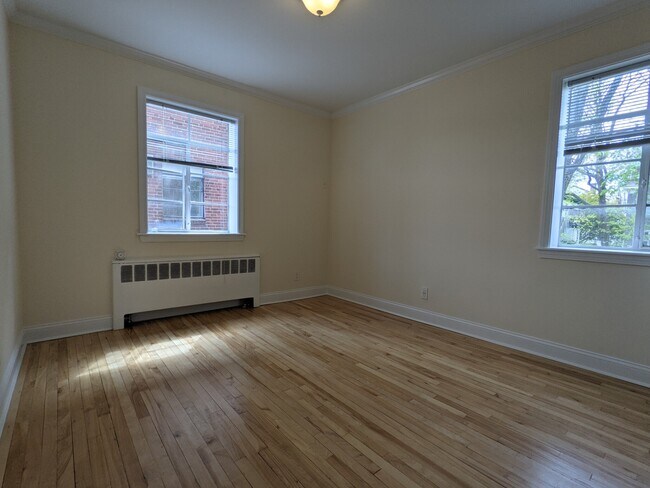 76 St Paul St unit 9, Brookline, MA 02446 - photo 5