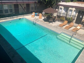 8530 Cedros Ave, Panorama City, CA 91402