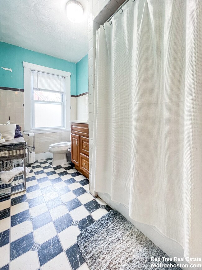28A Cherry St unit 2, Somerville, MA 02144 - photo 6