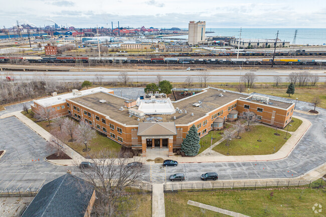 Abraham Lincoln Elementary School serves 315 students from Kindergarten to 6th grade.