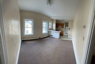 24 Loomis St Unit 5, Burlington, VT 05401