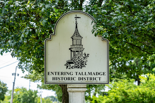 Tallmadge, OH City Guide | About Living in Tallmadge - Homes.com