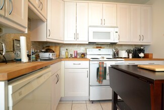 1472 Commonwealth Ave Unit 2, Boston, MA 02135