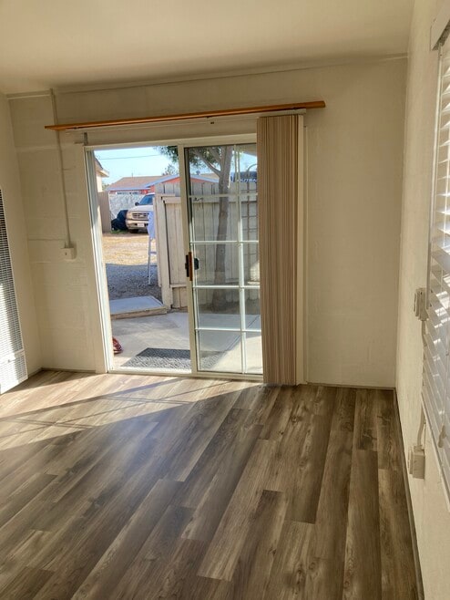 1278 E Collins St, Oxnard, CA 93036 - photo 1