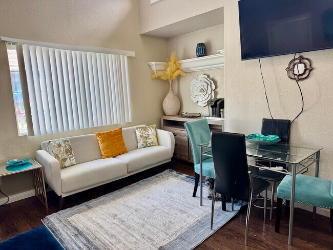 6918 Coley Ave unit 5, Las Vegas, NV 89117 - photo 4