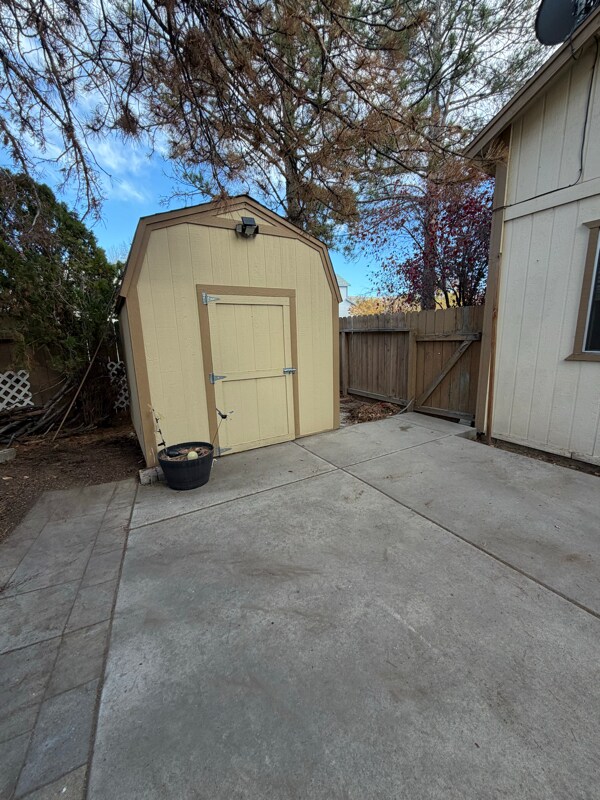 2798 Waterfield Dr, Sparks, NV 89434 - photo 5