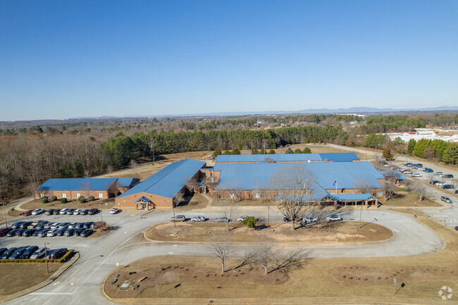 The Blue Ridge Mountains can be seen in the distance at River Ridge Elementary School.