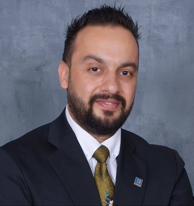 Agent Photo