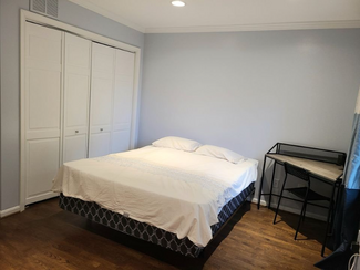 617 N Henry St Unit 1, Alexandria, VA 22314