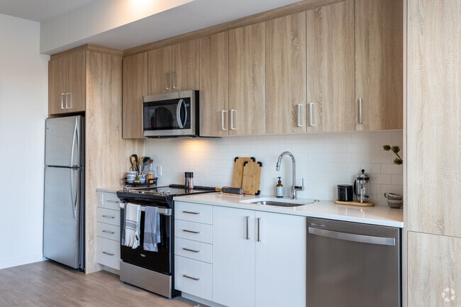 Alta Civic Station, Gresham, OR 97030 - photo 4