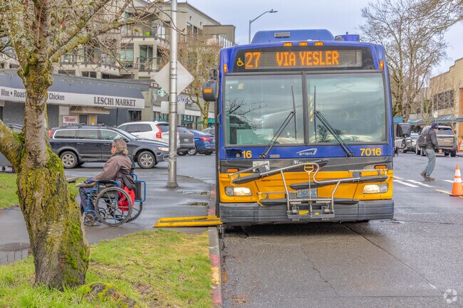 It's common to find a bus running along Lakeside Avenue South in the Leschi neighborhood.