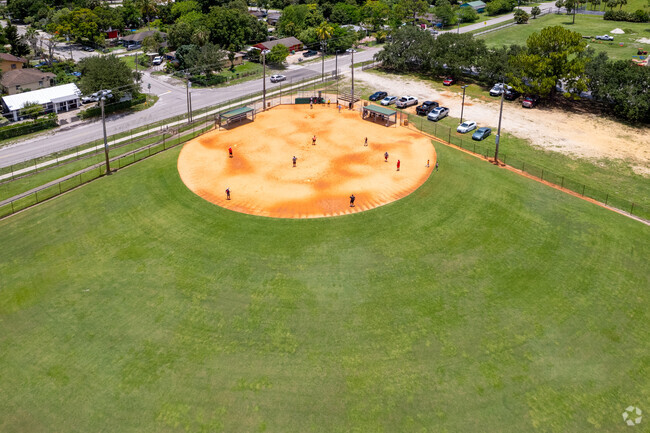 Immokolee High School in Immokolee has a baseball field to play baseball for students.