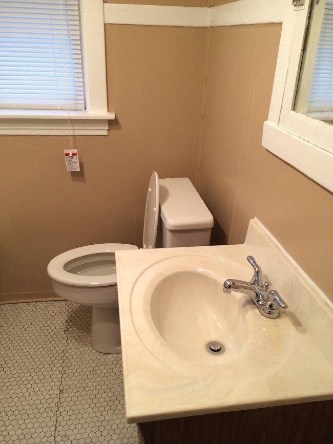 3647 Keokuk St unit 2, Saint Louis, MO 63116 - photo 6