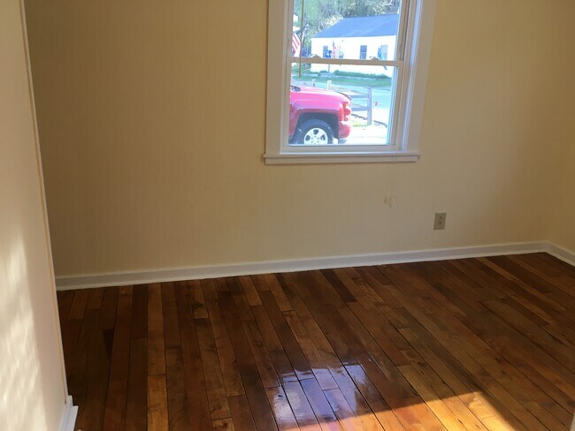 11 Adams Ct, Bath, ME 04530 - photo 3