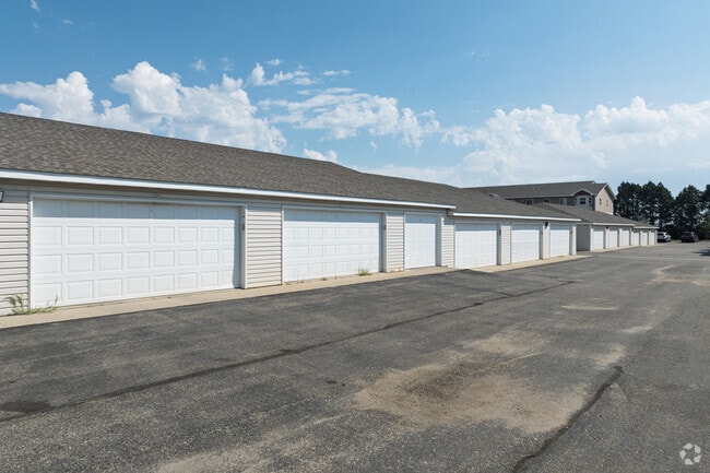 The Pines on 37th, Minot, ND 58701 - photo 5