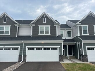 1720 Tyrone Dr, Shakopee, MN 55379
