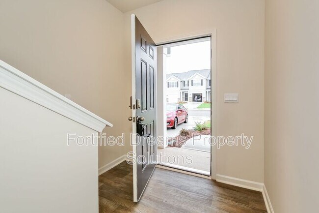 1132 Evelynnview Ln, Kernersville, NC 27284 - photo 5