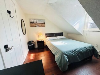 62 Doyle Ave Unit 3R, Providence, RI 02906