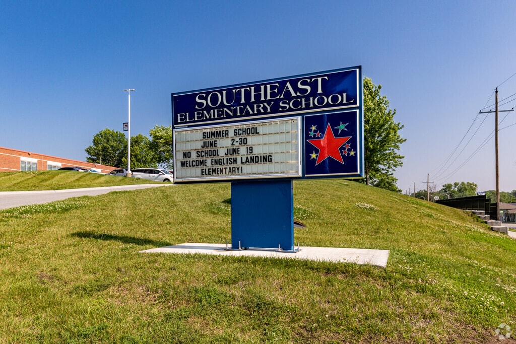 Southeast Elementary School sign welcomes students to the school.