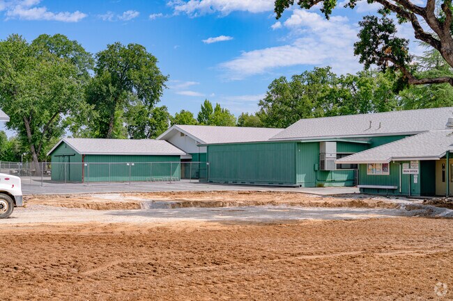 North Cow Creek Elementary School boasts green as the primary building color.