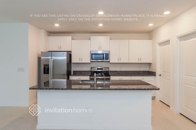 11052 Radiant Shr Lp, San Antonio, FL 33576 - photo 6