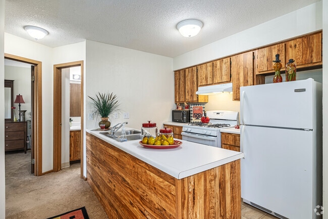 Chesterfield of Maumee, Maumee, OH 43537 - photo 4