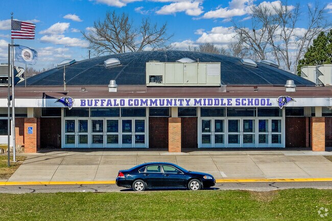 Buffalo Community Middle School has an overall 'B+' grade on Niche.