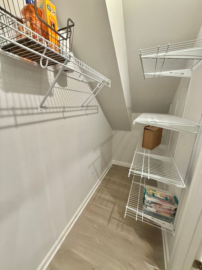 803 Haversack Hunt Way unit A, Glen Allen, VA 23060 - photo 5