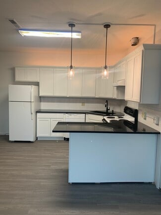 140 N Canal St Unit 140-2, Canal Fulton, OH 44614
