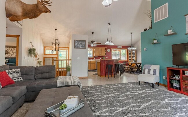 2404 Victor Church Rd unit ID1295566P, Branson, MO 65616 - photo 2