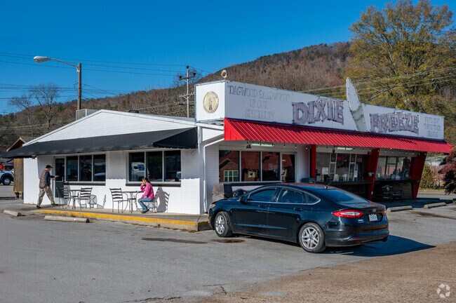 Dixie Freeze is a local favorite in South Pittsburg that serves delicious food and shakes.