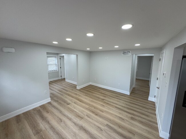 413 State St unit A, Cherry Hill, NJ 08002 - photo 4