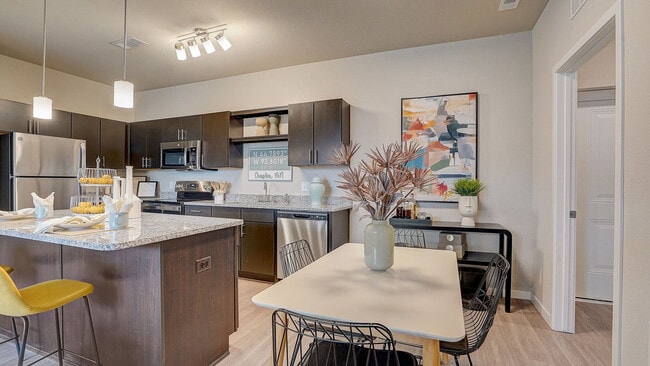 Springs at McKnight Lake, Chaska, MN 55318 - photo 3