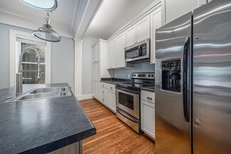 3611 Jackson St, Omaha, NE 68105