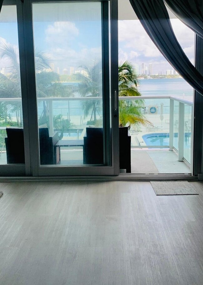 1000 West Ave Unit 218, Miami Beach, FL 33139