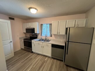 507 NW 39th Rd Unit 235, Gainesville, FL 32607