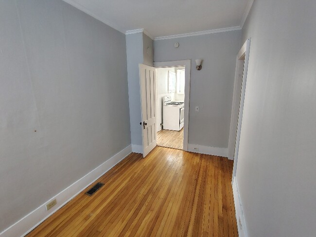 246 W 6th St unit 1, Oswego, NY 13126 - photo 2