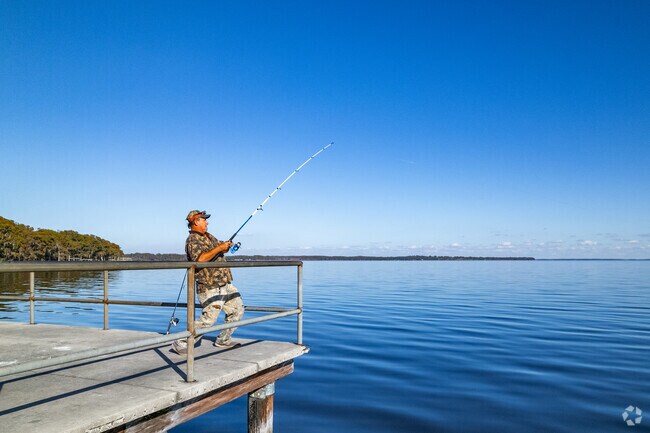 Singletary Park pier is for anglers and plenty of bass, crappie and catfish to catch.
