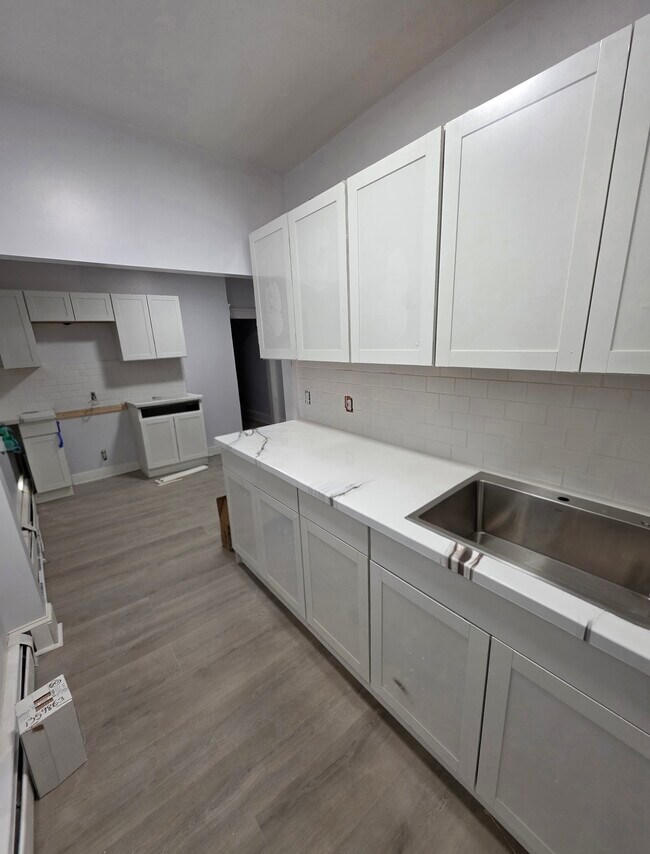 267 New York Ave, Providence, RI 02905