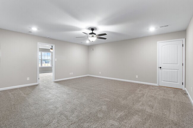 1381 Ross Farms Blvd unit 38102300, Clarksville, TN 37043 - photo 3