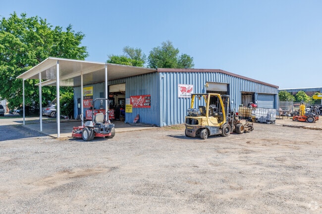 Locally owned businesses provide much-needed services to Pecan Grove residents.
