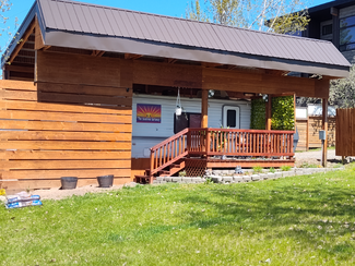 128 Riverside Dr, Eureka, MT 59917