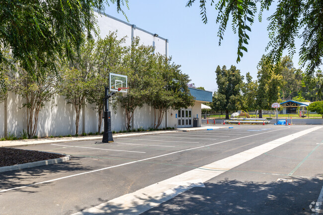 Redlands Adventist Academy offers plenty of fun school activities.